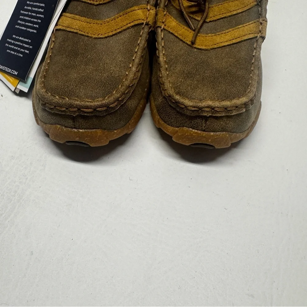 Twisted X child Brown and Tan Chukka Boots size 5M NWT